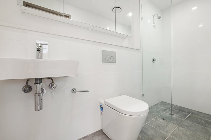 Photo - 1/242 Warringah Road, Beacon Hill NSW 2100 - Image 5