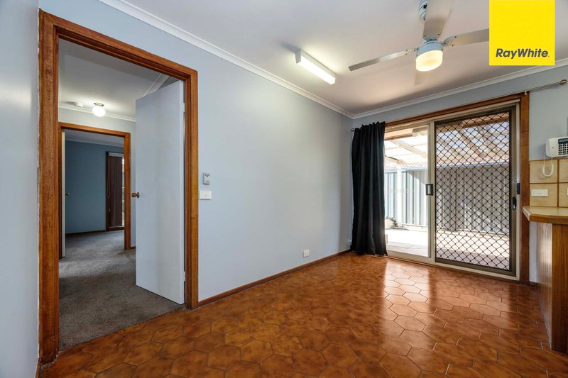 Photo - 1/243 Gisborne-Melton Road, Kurunjang VIC 3337 - Image 4