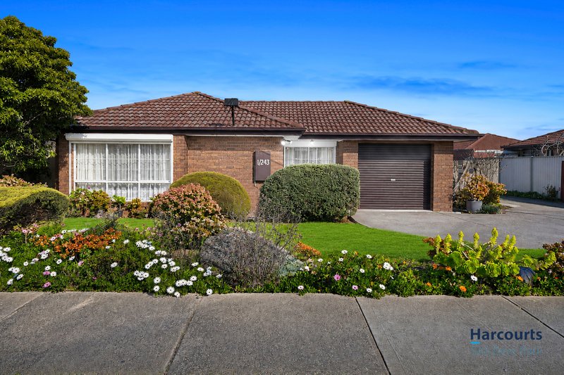 Photo - 1/243 Main Road West , St Albans VIC 3021 - Image 1