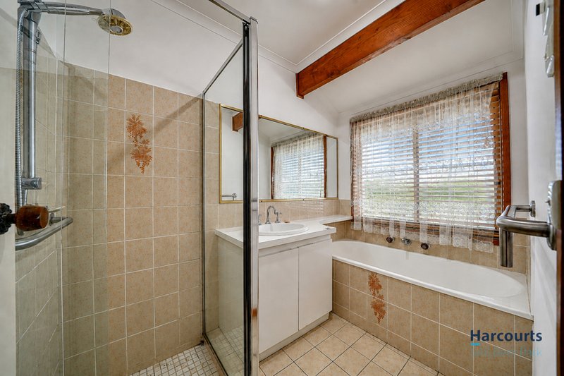 Photo - 1/243 Main Road West , St Albans VIC 3021 - Image 5