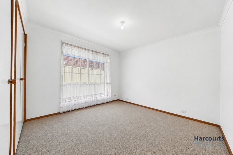Photo - 1/243 Main Road West , St Albans VIC 3021 - Image 12