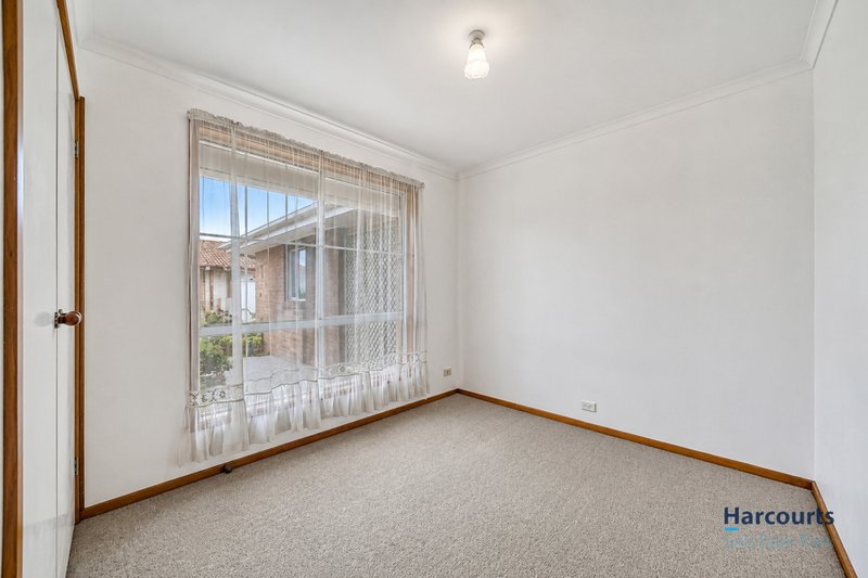 Photo - 1/243 Main Road West , St Albans VIC 3021 - Image 13