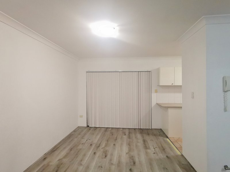 Photo - 12/43 Newman St , Merrylands NSW 2160 - Image 2