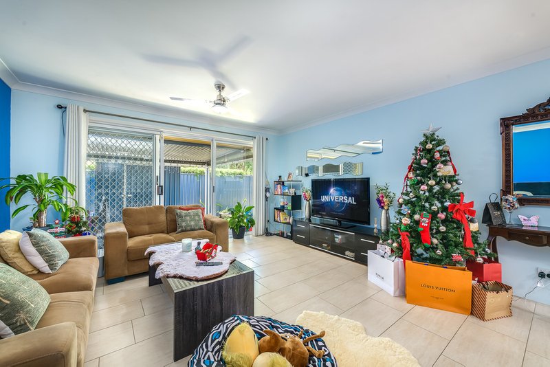 Photo - 12/431-433 Pine Ridge Road, Runaway Bay QLD 4216 - Image 4