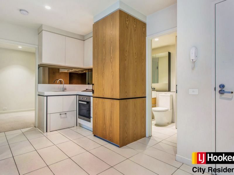 Photo - 124/4-10 Daly Street, South Yarra VIC 3141 - Image 2