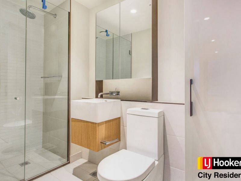 Photo - 124/4-10 Daly Street, South Yarra VIC 3141 - Image 6