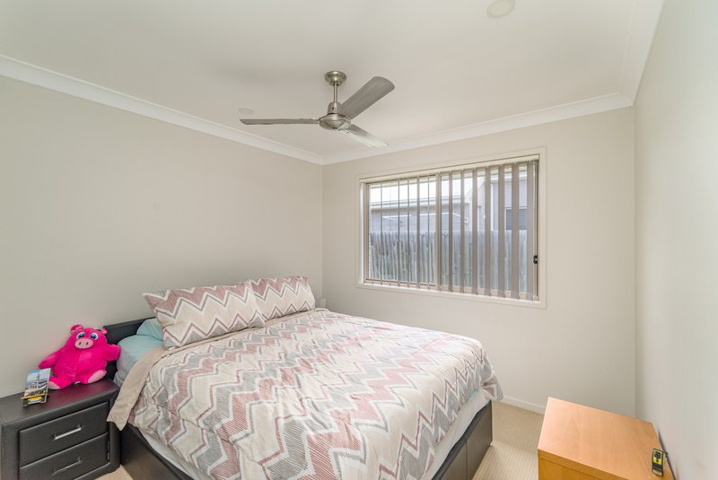 Photo - 1&2/44 Wesley Way, Gleneagle QLD 4285 - Image 7