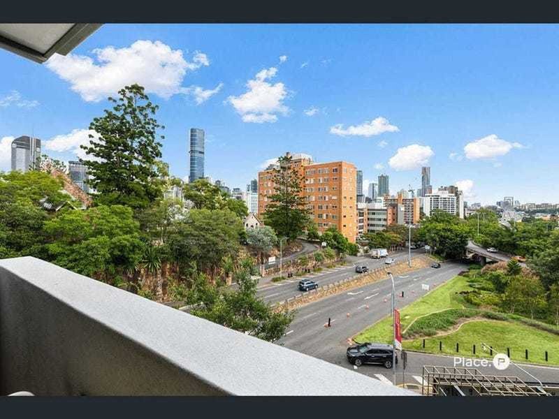 12/446 Main Street, Kangaroo Point QLD 4169