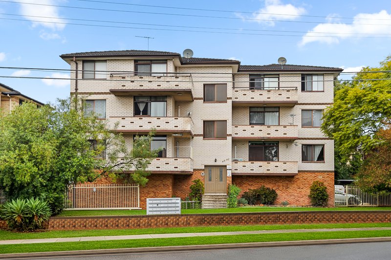 Photo - 12/45-47 Kenyon Street, Fairfield NSW 2165 - Image 1