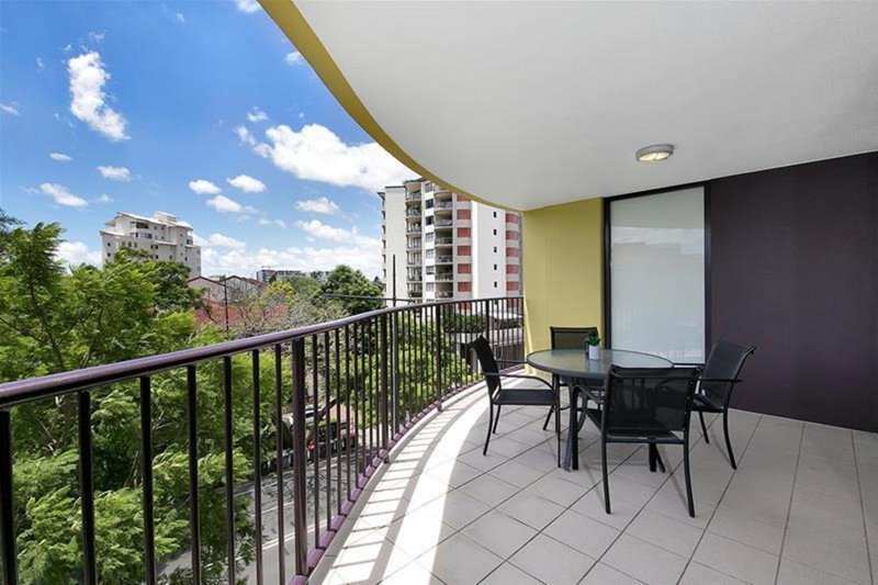 Photo - 124/8 Land Street, Toowong QLD 4066 - Image 6