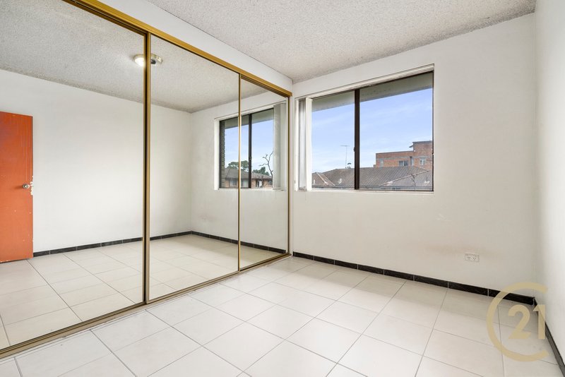 Photo - 12/49 Goulburn Street, Liverpool NSW 2170 - Image 6