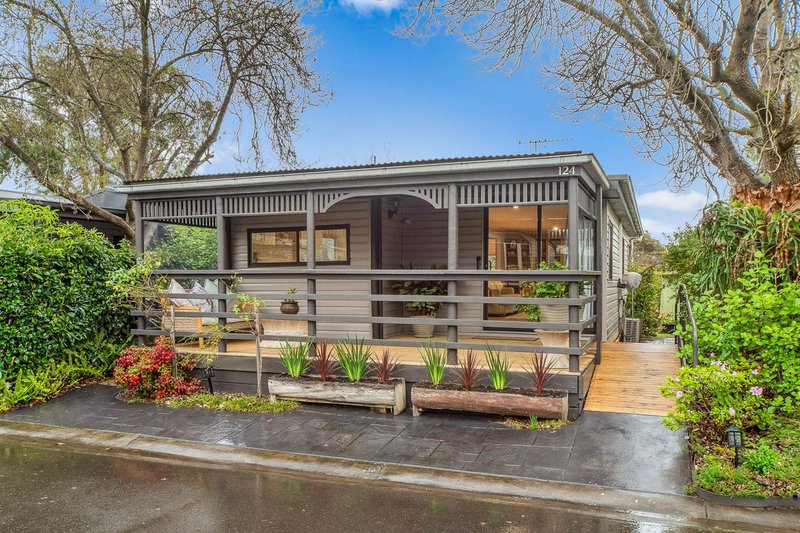 Photo - 124/98 Bungower Road, Mornington VIC 3931 - Image 2