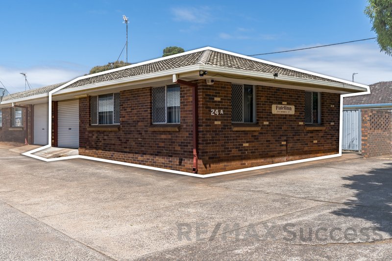 Photo - 1/24A Warwick Street, Harristown QLD 4350 - Image 1