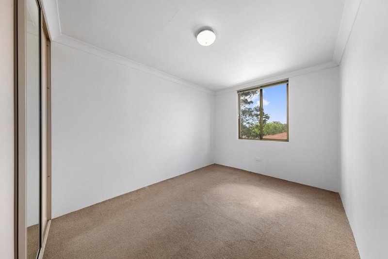 Photo - 12/5-13 Dellwood Street, Bankstown NSW 2200 - Image 6