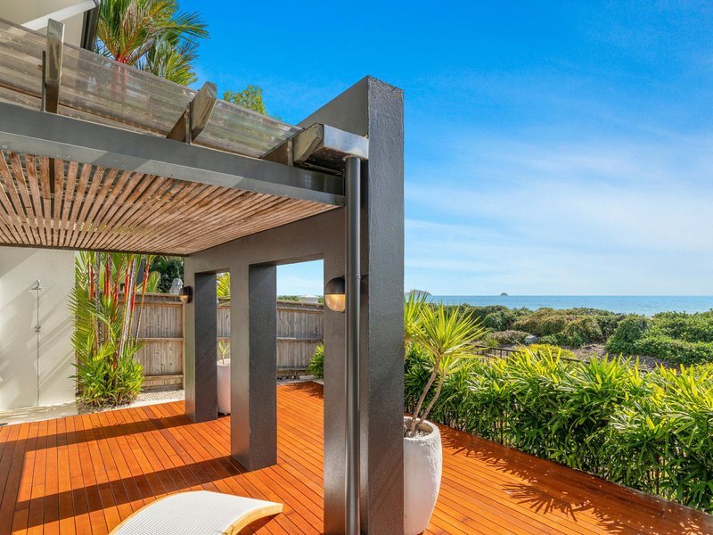 Photo - 12/5-7 Arlington Esplanade, Clifton Beach QLD 4879 - Image 2