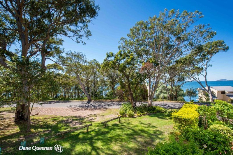 Photo - 12/5-7 Mitchell Street, Soldiers Point NSW 2317 - Image 9