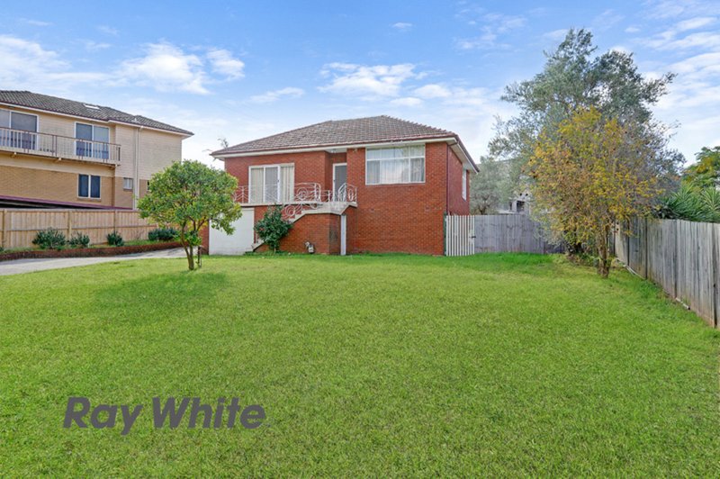 Photo - 125 Agincourt Road, Marsfield NSW 2122 - Image 5