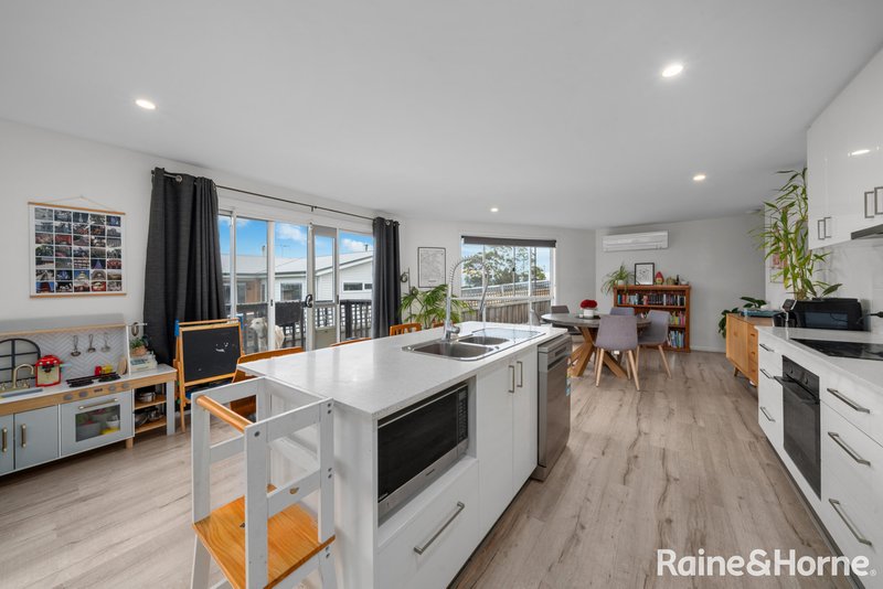 Photo - 1/25 Ashgrove Crescent, Old Beach TAS 7017 - Image 3