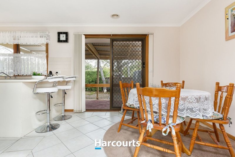 Photo - 1/25 Bemersyde Drive, Berwick VIC 3806 - Image 3