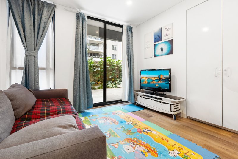 Photo - 1/25 Bigge Street, Liverpool NSW 2170 - Image 2