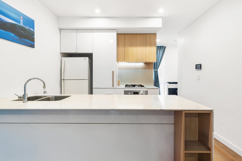 Photo - 1/25 Bigge Street, Liverpool NSW 2170 - Image 4