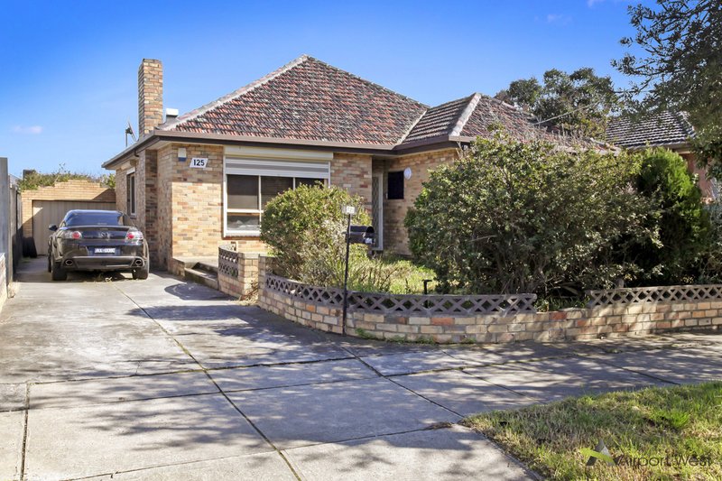 125 Bowes Avenue, Airport West VIC 3042