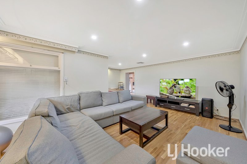 Photo - 1/25 Bride Avenue, Hampton Park VIC 3976 - Image 5