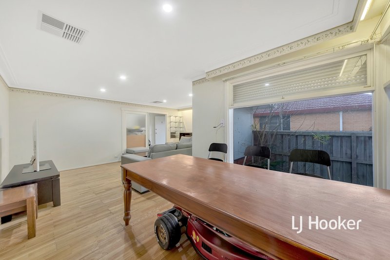 Photo - 1/25 Bride Avenue, Hampton Park VIC 3976 - Image 6