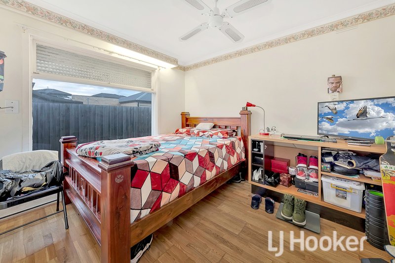 Photo - 1/25 Bride Avenue, Hampton Park VIC 3976 - Image 11