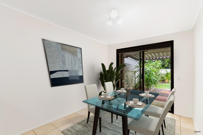 Photo - 1/25 Cassia Crescent, Banora Point NSW 2486 - Image 3