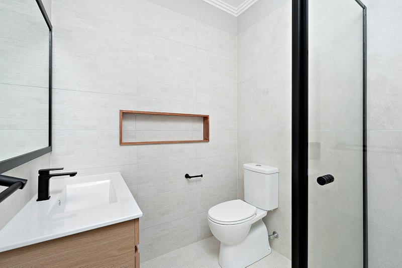 Photo - 1/25 Catherine Parade, Frankston VIC 3199 - Image 5