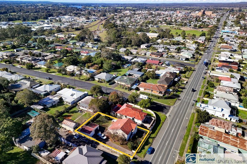 Photo - 125 Commerce Street, Taree NSW 2430 - Image 2