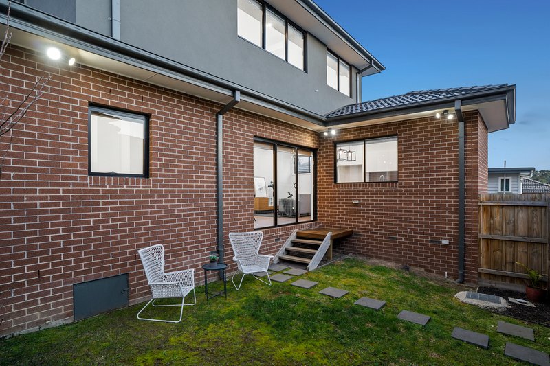 Photo - 1/25 Florence Avenue, Donvale VIC 3111 - Image 5