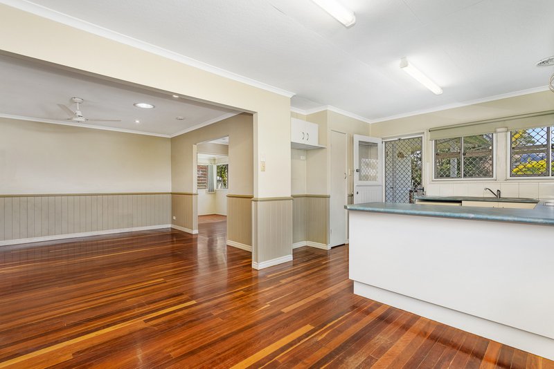 Photo - 125 Groth Road, Boondall QLD 4034 - Image 3
