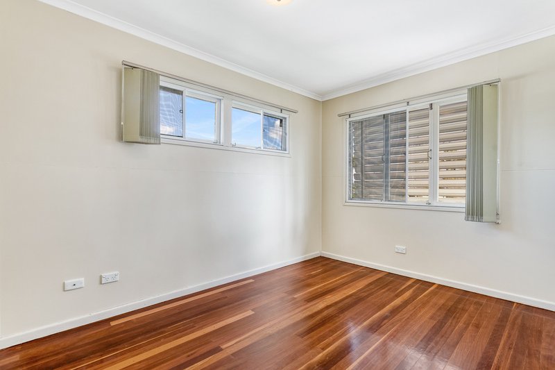 Photo - 125 Groth Road, Boondall QLD 4034 - Image 8