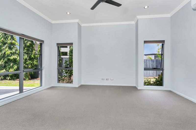 Photo - 125 Harbour Drive, Trinity Park QLD 4879 - Image 8