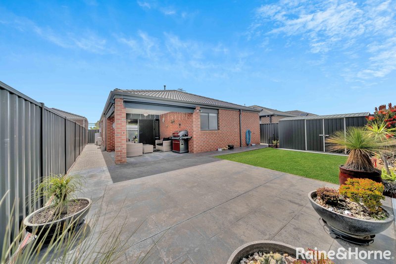 Photo - 125 Hummingbird Blvd , Tarneit VIC 3029 - Image 19