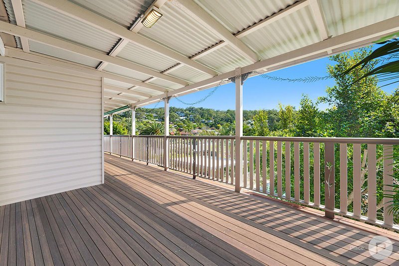 Photo - 125 Irvine Street, Mitchelton QLD 4053 - Image 5