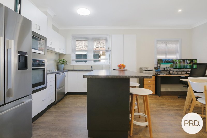 Photo - 1/25 Kelly Street, Wodonga VIC 3690 - Image 2