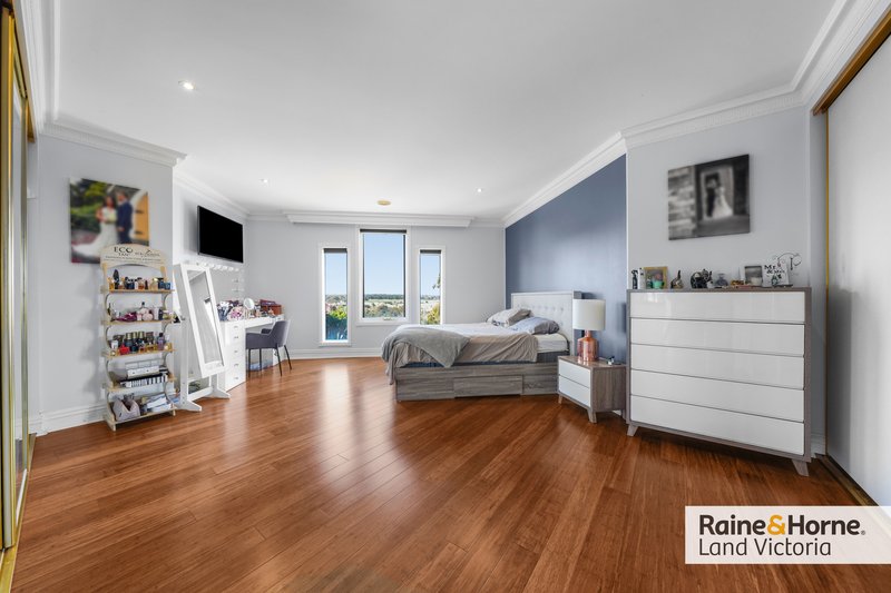 Photo - 125 Loemans Road, Bulla VIC 3428 - Image 7