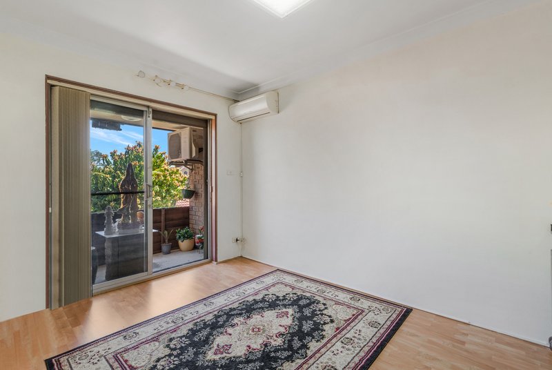 Photo - 1/25 Longfield Street, Cabramatta NSW 2166 - Image 11