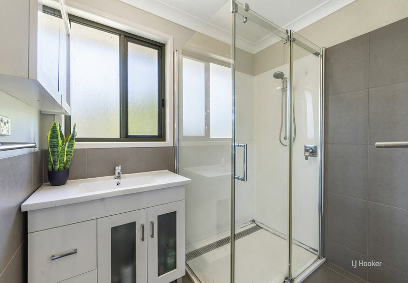 Photo - 125 Martin Crescent, Benarkin QLD 4314 - Image 5