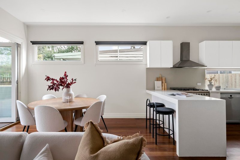 Photo - 125 Mason Street, Newport VIC 3015 - Image 4
