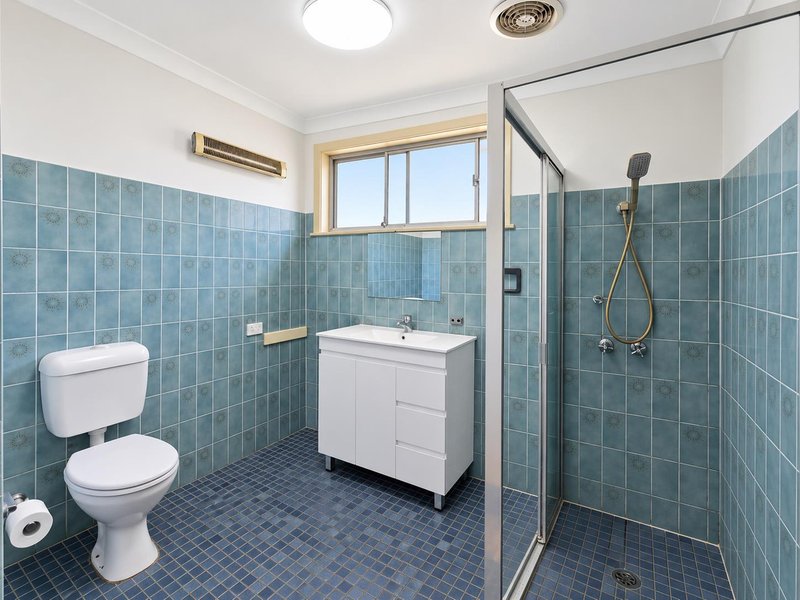 Photo - 125 Maxwell Avenue, Sadleir N , Sadleir NSW 2168 - Image 7