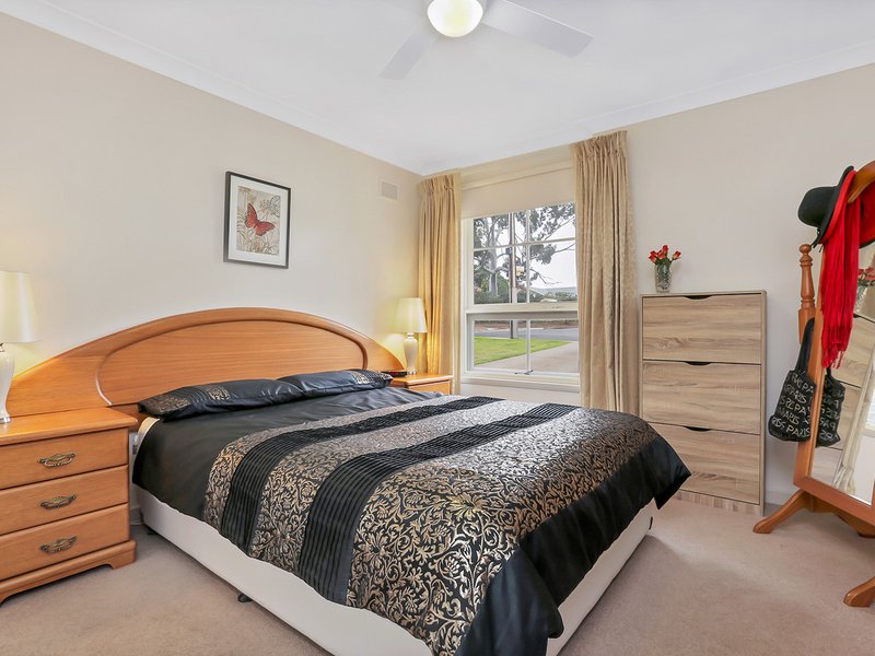 Photo - 1/25 Mcmahon Road, Morphett Vale SA 5162 - Image 5