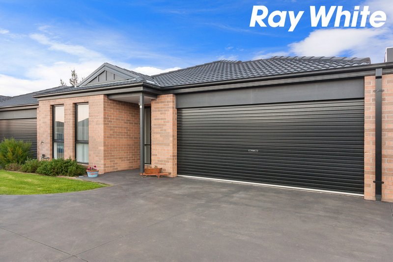 12/5 Melissa Way, Pakenham VIC 3810