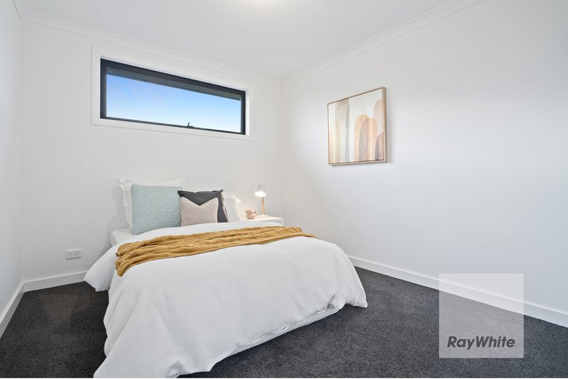 Photo - 1/25 Neilsen Crescent, Bundoora VIC 3083 - Image 10