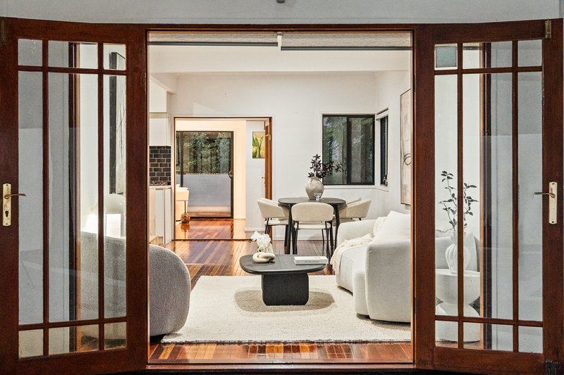 Photo - 125 Ninth Avenue, St Lucia QLD 4067 - Image 1