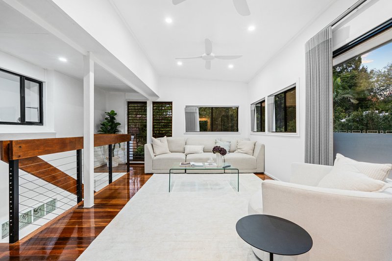 Photo - 125 Ninth Avenue, St Lucia QLD 4067 - Image 11
