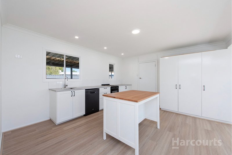 Photo - 125 Ormsby Terrace, Mandurah WA 6210 - Image 5